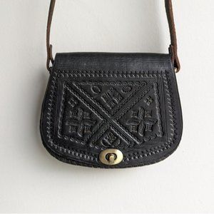 SOLD ON DEPOP
Moroccan leather boho crossbody saddle bag
